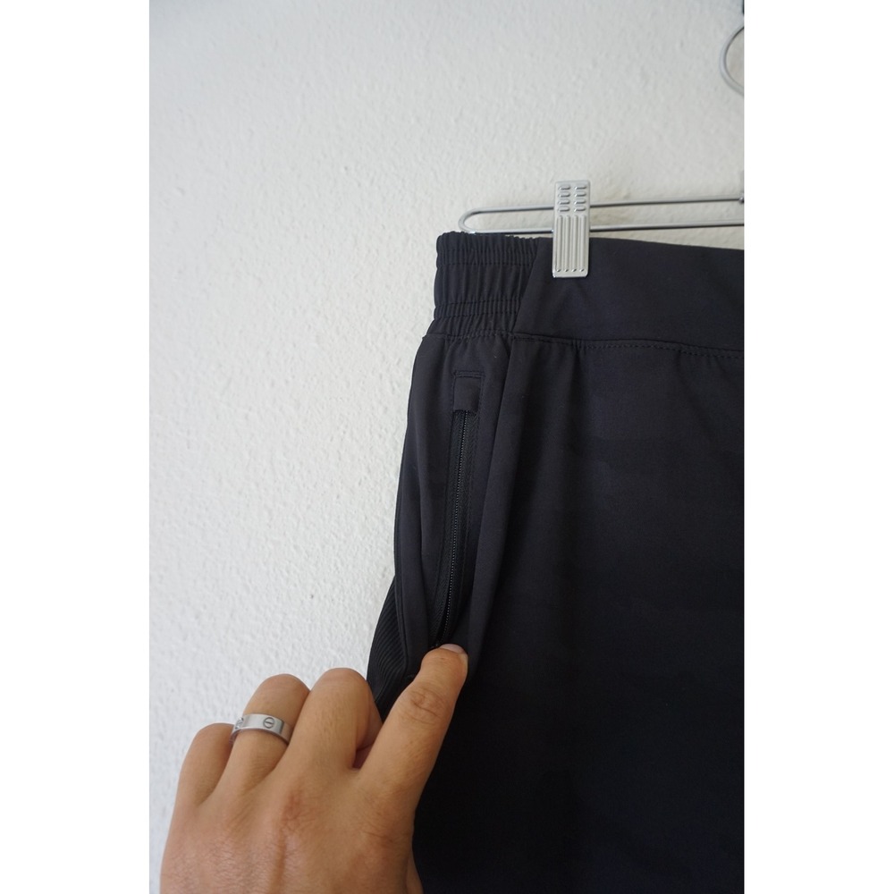 Athleta Brooklyn Lined Camo Jogger Black‎ Tonal Active Athleisure Travel Pants 6 - Picture 5 of 9